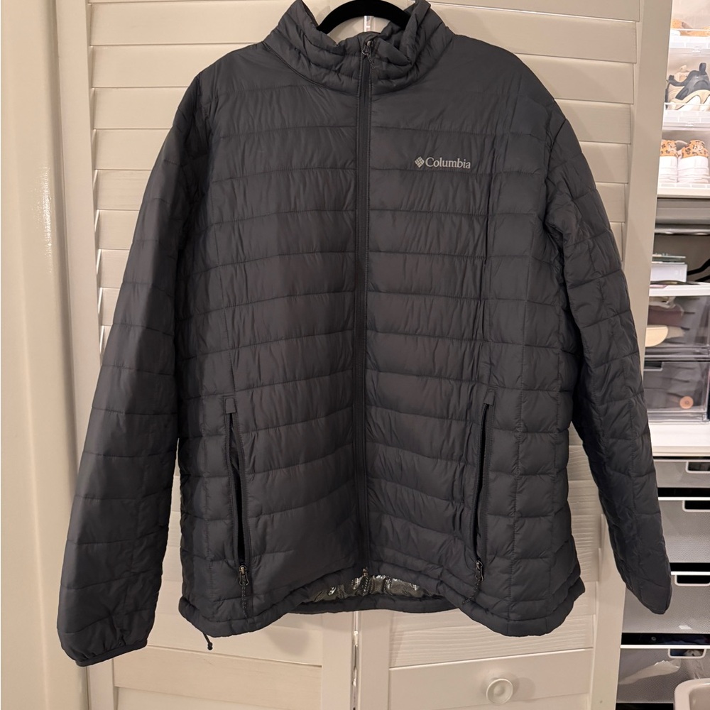 Columbia Men's Grey Puffer Jacket